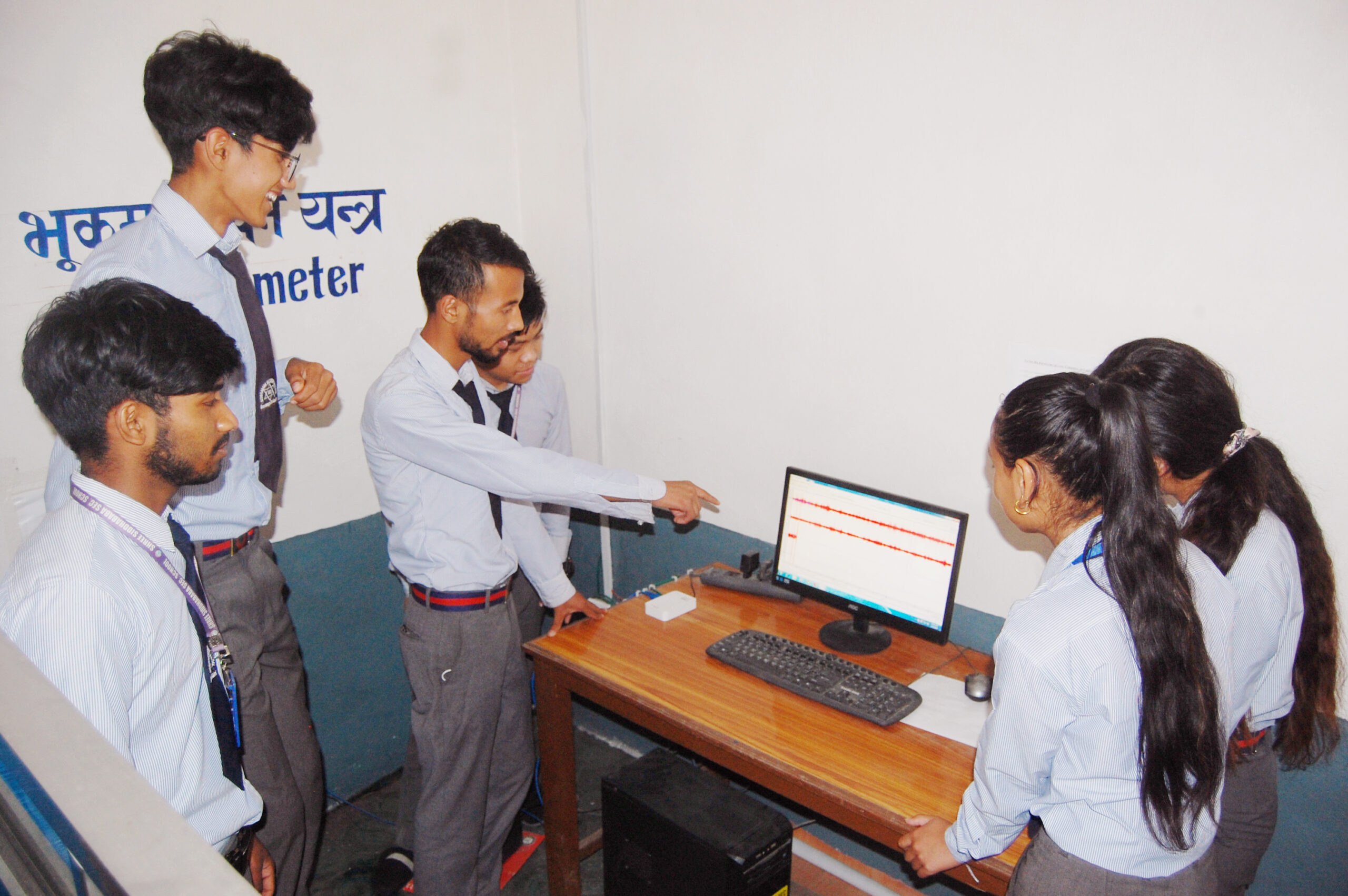 Nepalese students learning about seismology through hands-on experience