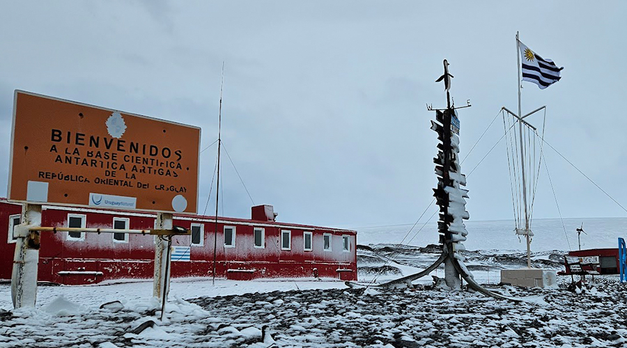 Antarctica Base Featured Antarctica Base Featured